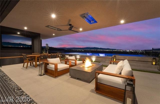 801 Dragons Eye Drive, Henderson, NV 89012