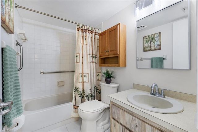 1100 Pondella RD 906, Cape Coral, FL 33909