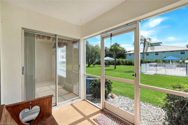1100 Pondella RD 906, Cape Coral, FL 33909