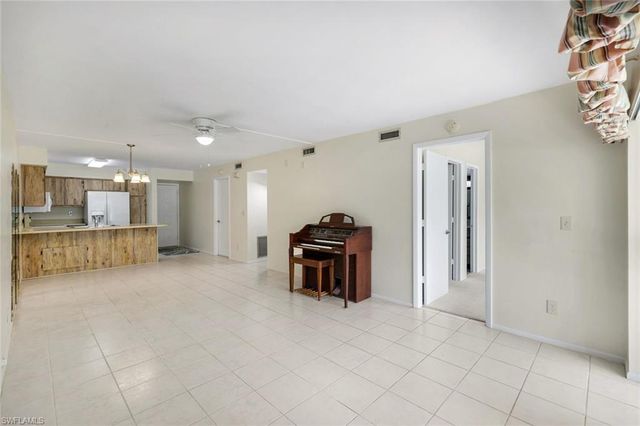 1100 Pondella RD 906, Cape Coral, FL 33909
