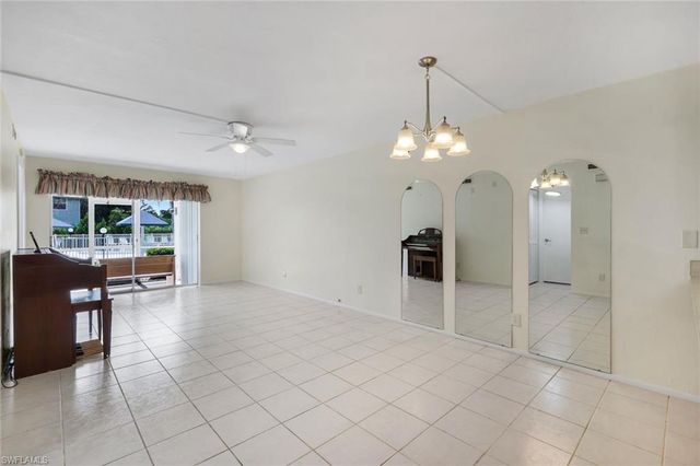 1100 Pondella RD 906, Cape Coral, FL 33909