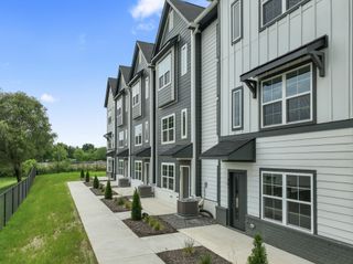 710 N Dupont Ave, Madison, TN 37115