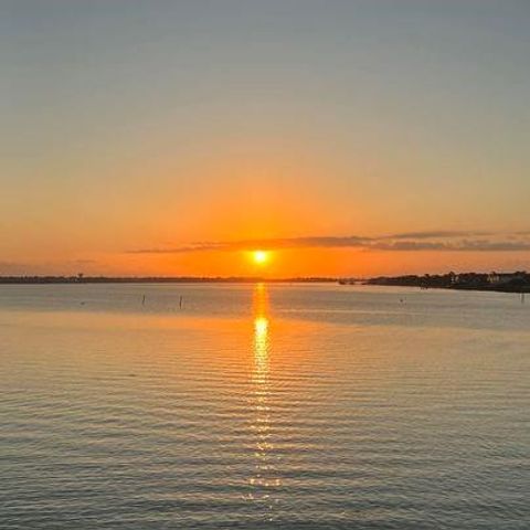 401 Lakeside Lane 203, Houston, TX 77058