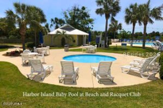 3 Cedar Reef Dr Unit E102, St Helena Island, SC 29920