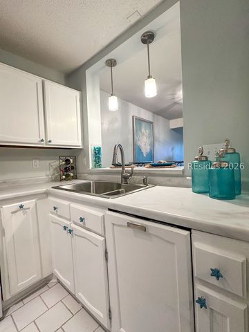 3 Cedar Reef Dr Unit E102, St Helena Island, SC 29920