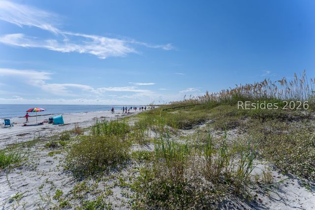 3 Cedar Reef Dr Unit E102, St Helena Island, SC 29920