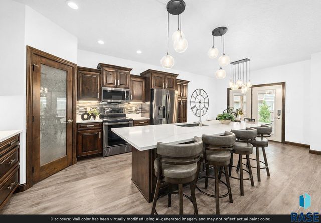 6200 S El Dorado Ave Avenue, Sioux Falls, SD 57108