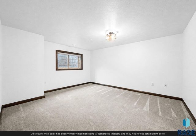 6200 S El Dorado Ave Avenue, Sioux Falls, SD 57108