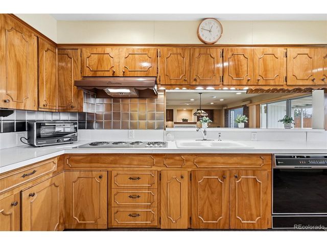 7474 Broadview Dr, Denver, CO 80214