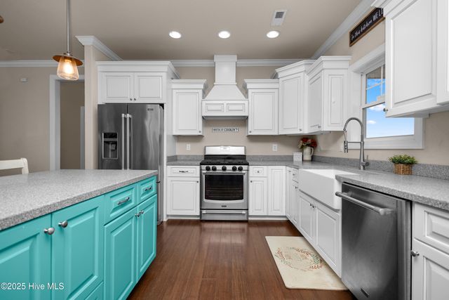 575 NW Backwoods Road, Moyock, NC 27958