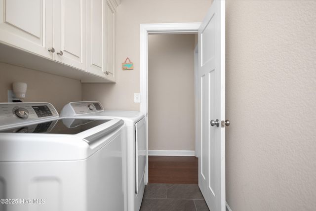 575 NW Backwoods Road, Moyock, NC 27958