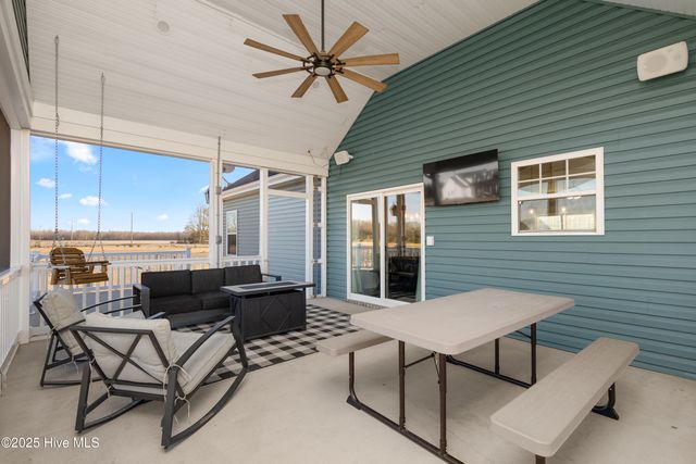 575 NW Backwoods Road, Moyock, NC 27958