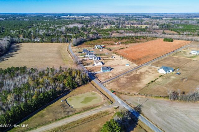 575 NW Backwoods Road, Moyock, NC 27958