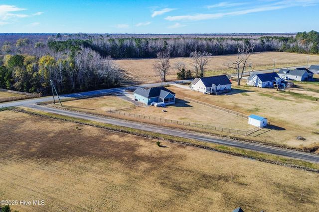 575 NW Backwoods Road, Moyock, NC 27958