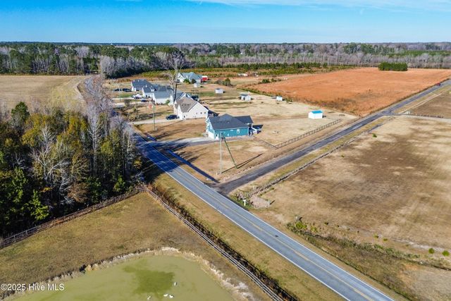 575 NW Backwoods Road, Moyock, NC 27958