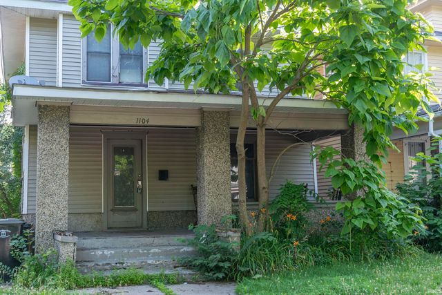 1104 Woodward Avenue, South Bend, IN 46616