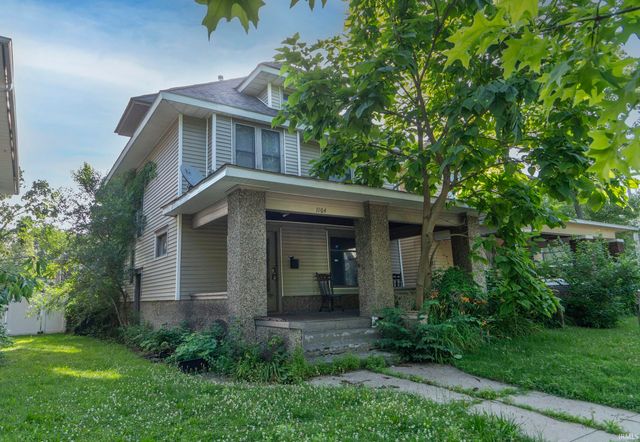 1104 Woodward Avenue, South Bend, IN 46616