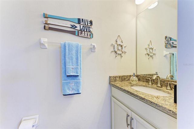 176 MARAVIYA BOULEVARD, Nokomis, FL 34275