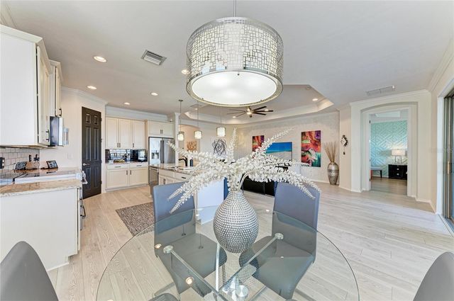 176 MARAVIYA BOULEVARD, Nokomis, FL 34275