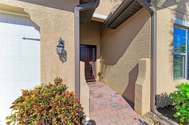 176 MARAVIYA BOULEVARD, Nokomis, FL 34275