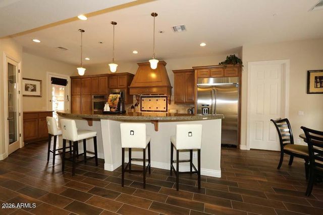 10121 E RIDGERUNNER Drive, Scottsdale, AZ 85255