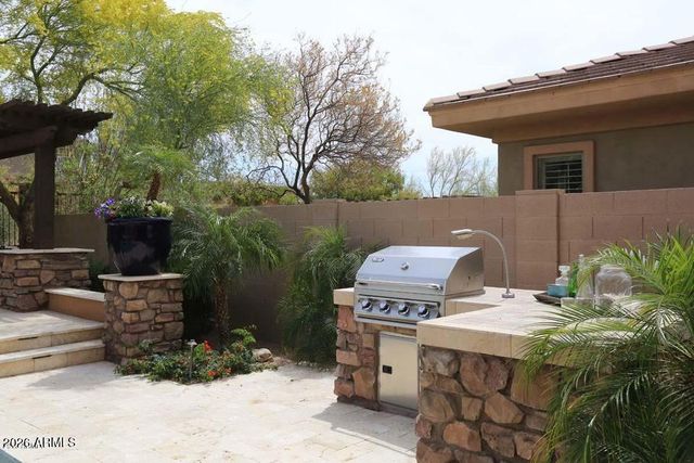 10121 E RIDGERUNNER Drive, Scottsdale, AZ 85255