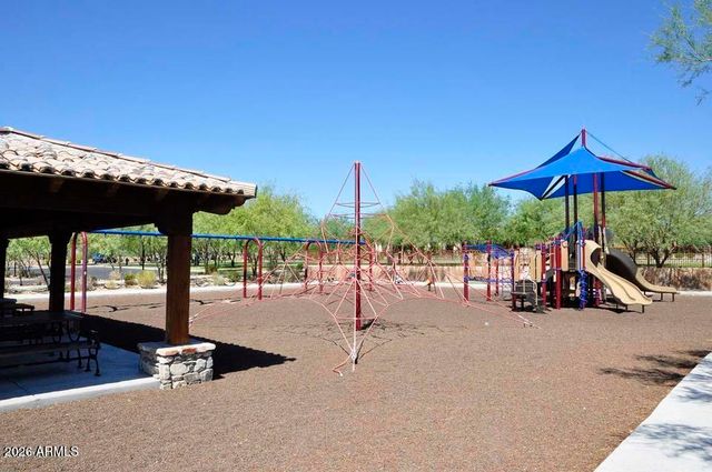 10121 E RIDGERUNNER Drive, Scottsdale, AZ 85255