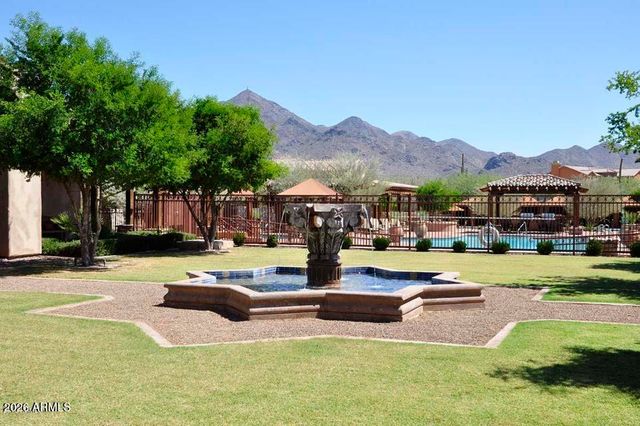 10121 E RIDGERUNNER Drive, Scottsdale, AZ 85255