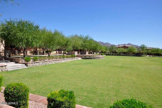 10121 E RIDGERUNNER Drive, Scottsdale, AZ 85255