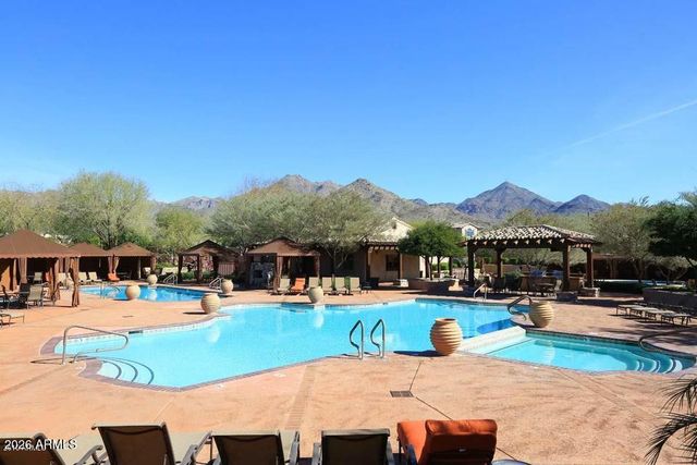 10121 E RIDGERUNNER Drive, Scottsdale, AZ 85255