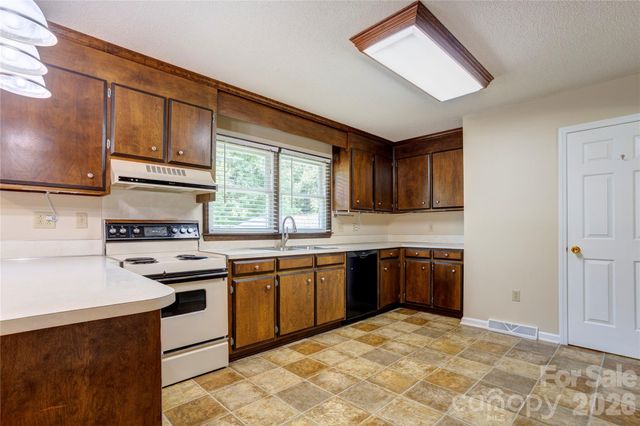 822 Rubens Road SW, Concord, NC 28027