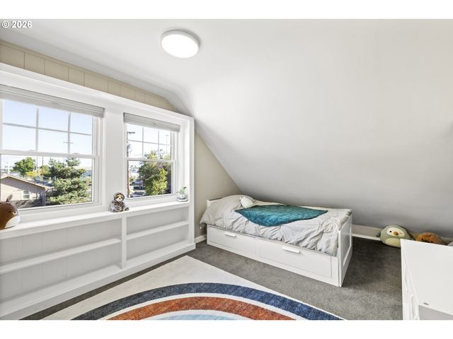 5225 Se 18TH Ave, Portland, OR 97202