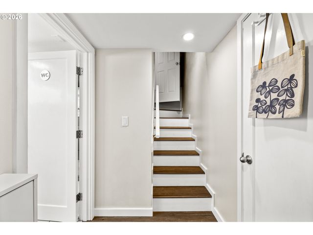 5225 Se 18TH Ave, Portland, OR 97202