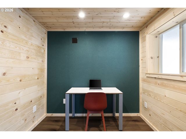 5225 Se 18TH Ave, Portland, OR 97202