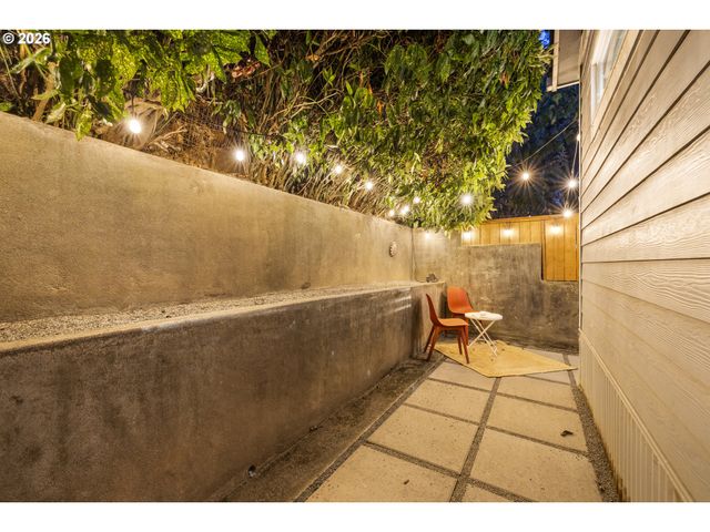 5225 Se 18TH Ave, Portland, OR 97202