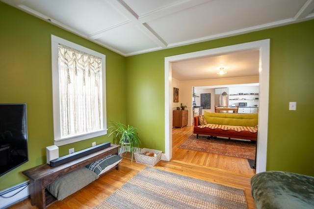 42 Bliss, Northampton, MA 01062