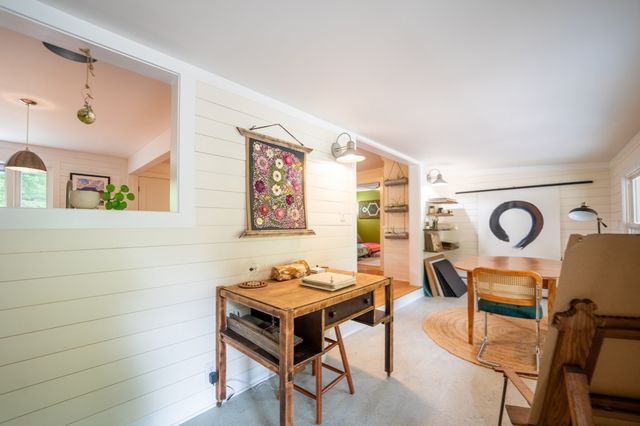 42 Bliss, Northampton, MA 01062