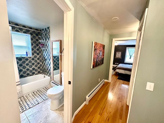42 Bliss, Northampton, MA 01062