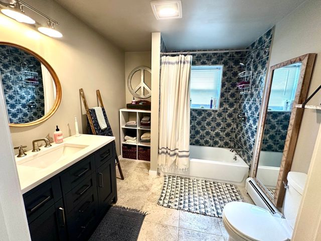 42 Bliss, Northampton, MA 01062