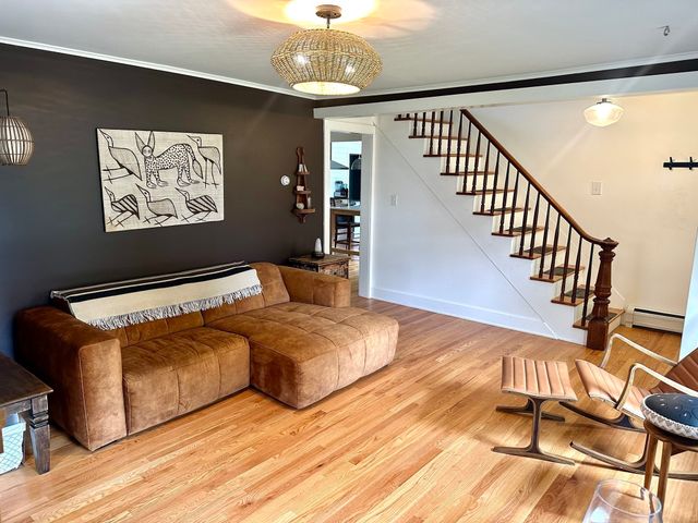 42 Bliss, Northampton, MA 01062