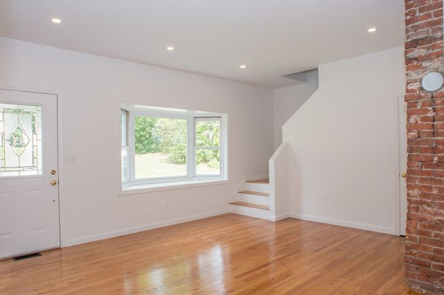 198 Union Street, Northbridge, MA 01534