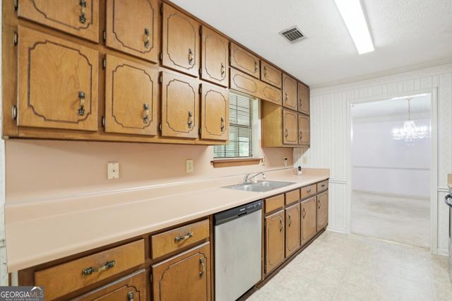 579 Scarborough Road, Ellenwood, GA 30294