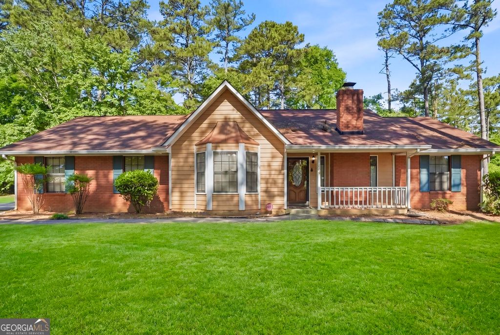 579 Scarborough Road, Ellenwood, GA 30294