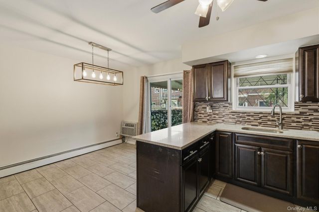 1018 Throggmorton Avenue, Bronx, NY 10465