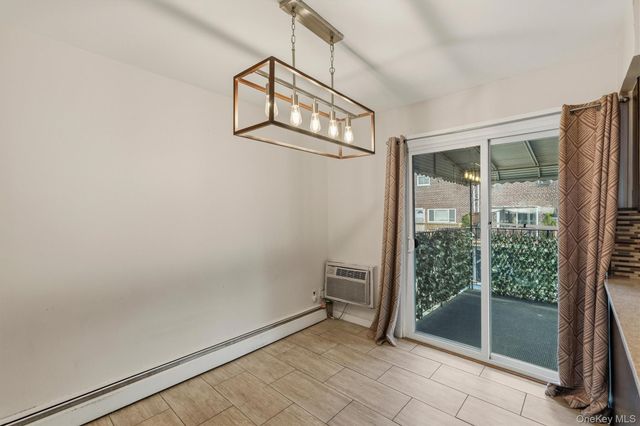 1018 Throggmorton Avenue, Bronx, NY 10465