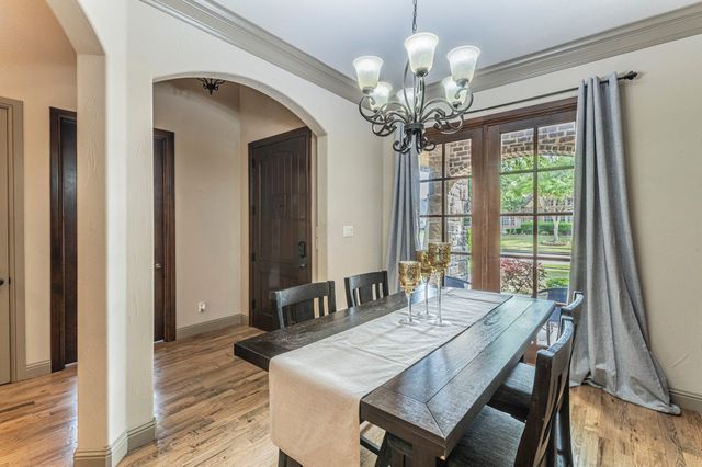 406 Waterlane Drive, Mansfield, TX 76063