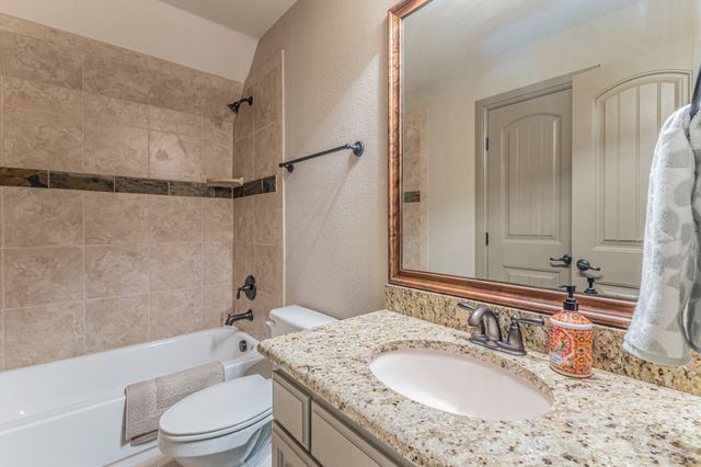 406 Waterlane Drive, Mansfield, TX 76063