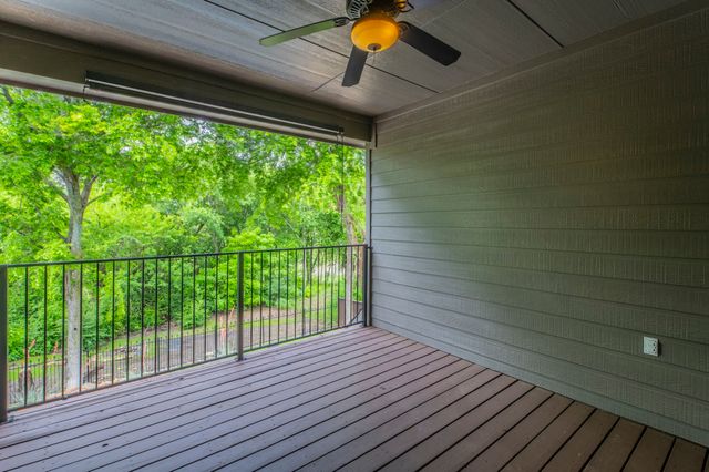 406 Waterlane Drive, Mansfield, TX 76063