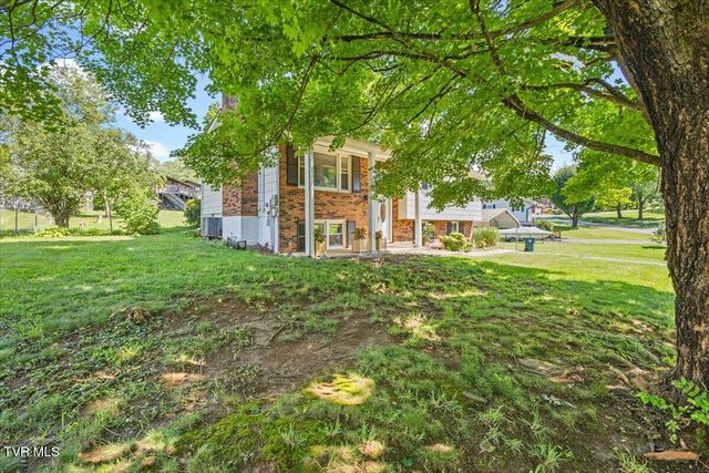 255 Norwood Drive, Bristol, VA 24201