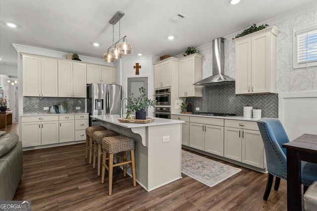 1453 Bluffs Ridge Way, Canton, GA 30114